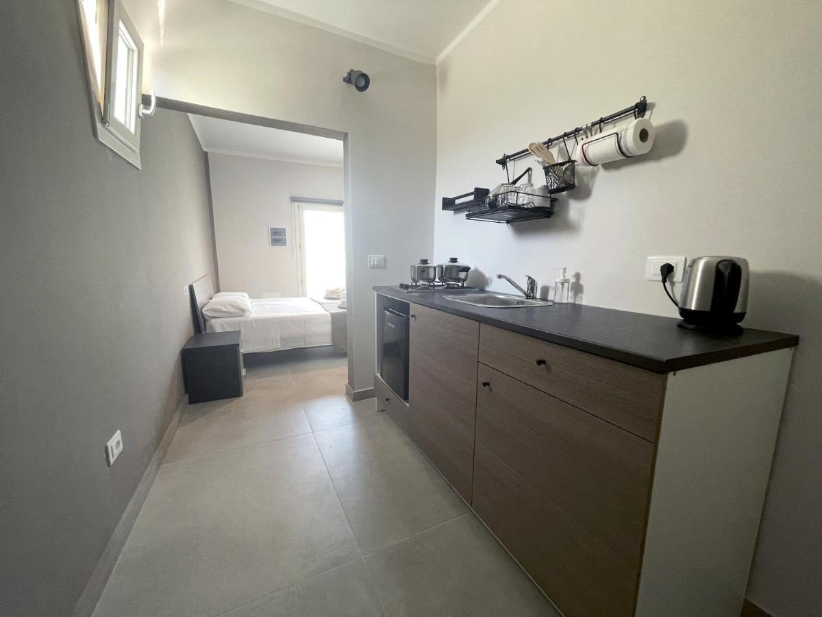 B&B Il Tirreno Cipollina Bagian luar foto