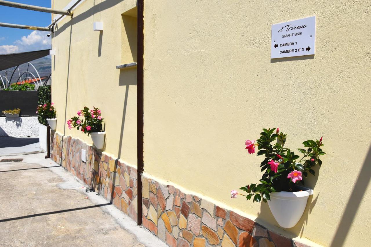 B&B Il Tirreno Cipollina Bagian luar foto