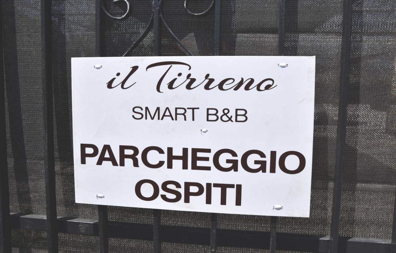 B&B Il Tirreno Cipollina Bagian luar foto